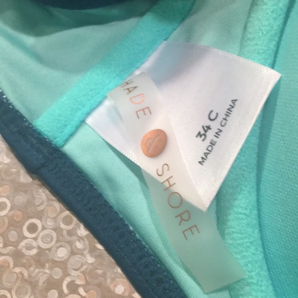 34-36C, 36DD - Picture 6 of 7